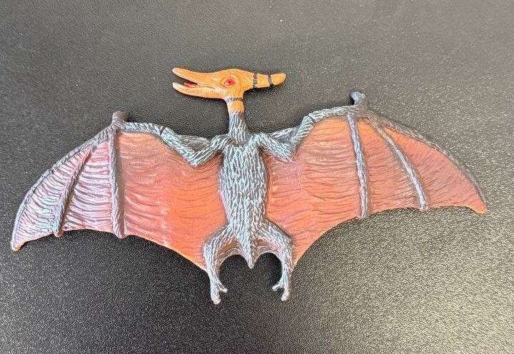 Фигурка Птеродактиль с оранжевой головой, Dino Toys (54647) 2986096054647 фото