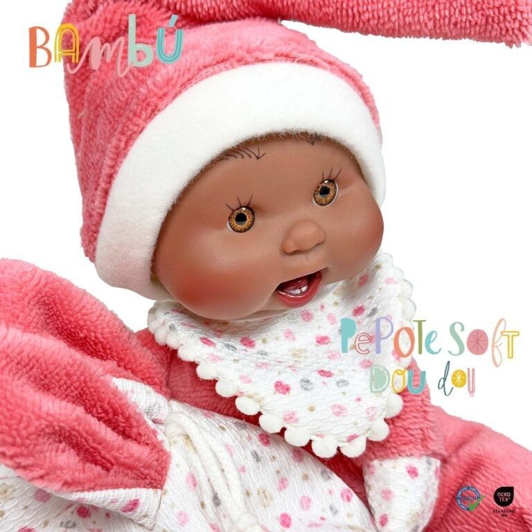 Пупс, серия SOFT DOUDOU, в коралловой одежде в коробке, 26см, Nines d`Onil (04323) 8435054304323 фото