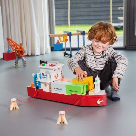 Ігровий набір New Classic Toys "Контейнерне судно з 4 контейнерами" 8718446109004 фото