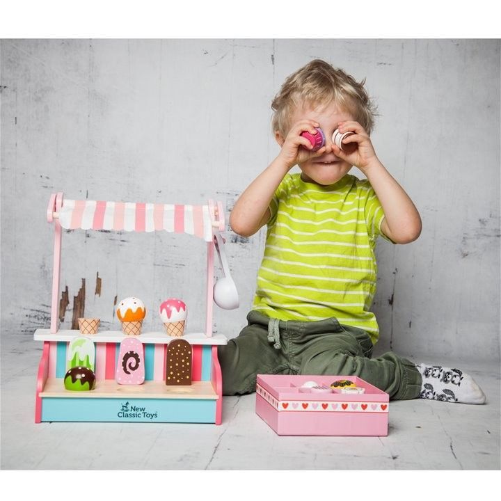 Игровой набор New Classic Toys "Магазин мороженого" 8718446010737 фото