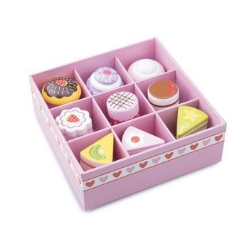Ігровий набір "Коробка з тістечками" (9 шт.) New Classic Toys 8718446106263 фото