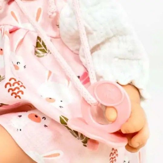 Кукла маленькая Сьюзи, серия Sweet, со светлыми волосами, 40см, Nines d`Onil (51808) 8435054351808 фото